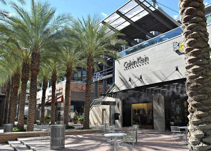 Luxury By Meridian Condoresorts- 4* Scottsdale