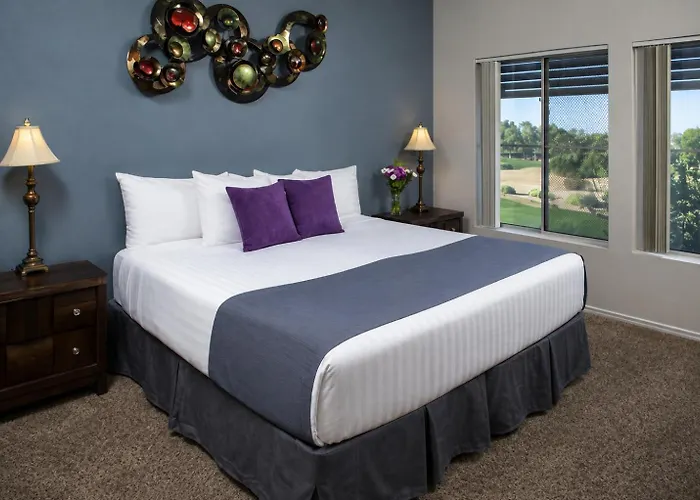 Luxury By Meridian Condoresorts- Apartahotel