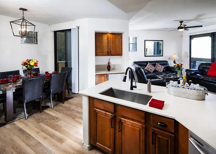 Luxury By Meridian Condoresorts- Hotel apartamentowy