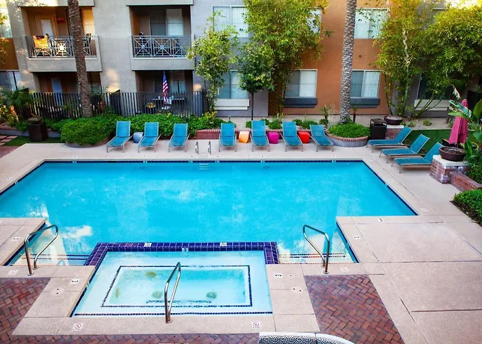 Luxury By Meridian Condoresorts- Aparthotel Scottsdale